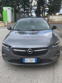 OPEL INSIGNIA 2020
