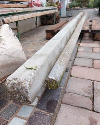 Pali in cemento per frutteto o recinzione