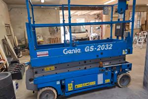 Piattaforma aerea verticale elettrica Genie GS2032