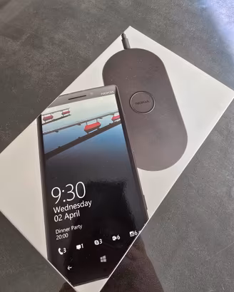 Nokia Lumia 930 Windows Phone.
