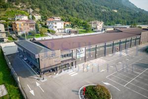 Immobile di 5880 m² a Suello