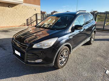 Ford Kuga Titanium 2.0 TDCi 115 CV – 2014