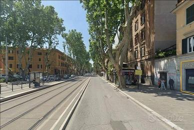 Immobile di 370 m² a Roma