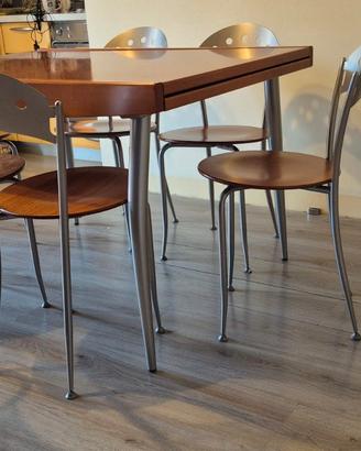 Tavolo e 6 sedie marca Calligaris  tutto euro 450