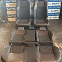 Sedili interni pelle \tessuto marrone e nero TOYO