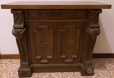 Mobiletto bar L99 cm  H86 cm P40 cm.