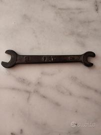 Chiave inglese  vintage FIAT da collezione.