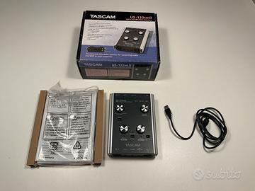 TASCAM us-122 scheda audio