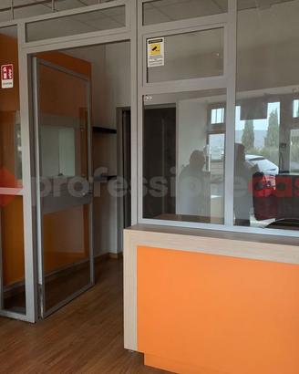 Negozio Arezzo [RIF C1201ACG]