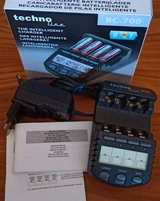 Caricabatterie professionale TechnoLine BC 700
