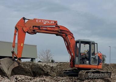 Fiat hitachi ex 135 ur