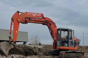 Fiat hitachi ex 135 ur