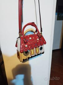 Borsa Braccialini shape da collezione. Pelle.