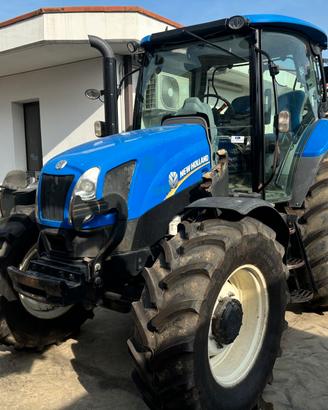 TRATTORE NEW HOLLAND T6.150