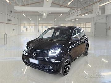 SMART FORFOUR EQ 41KW PRIME 5 PORTE BERLINA