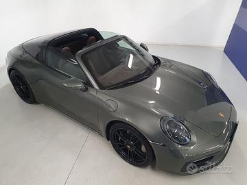 Porsche 911 992 Targa 4 GTS