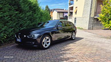 BMW 320d Touring xdrive Luxury