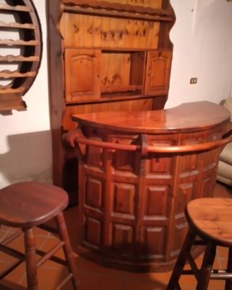 PianoBarTaverna in Noce: bancone,sgabelli,armadio