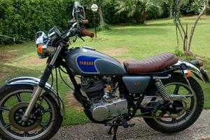 YAMAHA SR 500