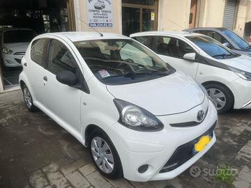 Toyota Aygo 1.0 12V VVT-i 5 porte Edition