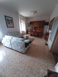 Appartamento con possibilità di terreno