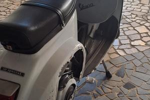 vespa 50 special  4 marce