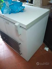 Congelatore a pozzetto  180 lt