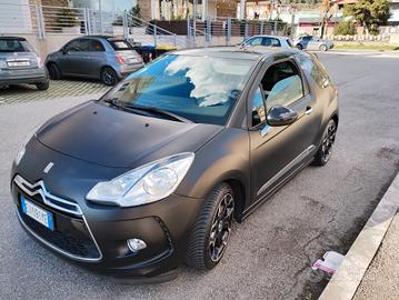 DS3  1.6 THP 155 Just Black 