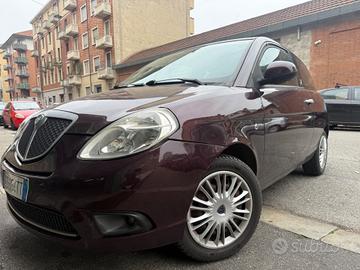 Lancia Ypsilon 1.2 New Oro