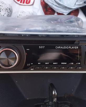 autoradio cd nuova con localizzatore vivavoce