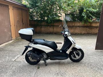 Piaggio Beverly 125