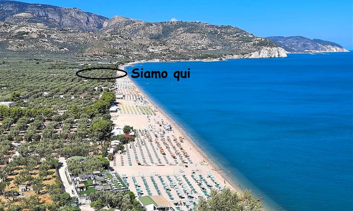 OTTOBRE, Gargano, bel TRILOCALE in riva al mare