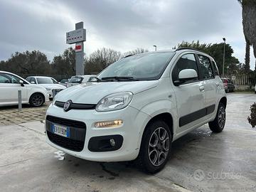 FIAT Panda 0.9 TwinAir Turbo Nat. Pow. Lounge
