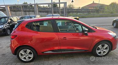 RENAULT Clio 4ª serie - 2012