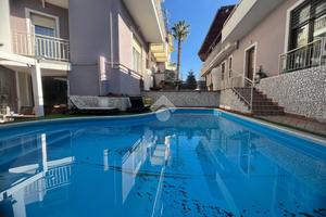 PORZIONE DI QUADRIFAMILIARE A MELITO DI NAPOLI