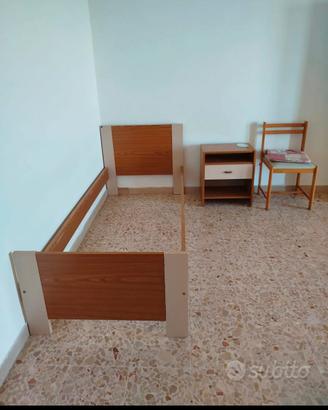 Giroletto con comodino 