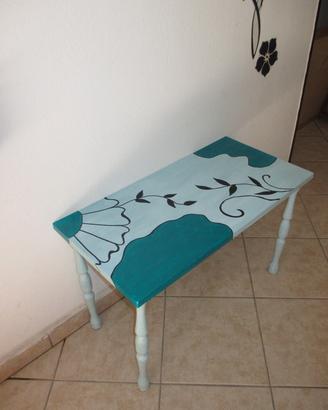 tavolino basso da ingresso decorato a mano
