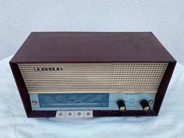 Radio d'epoca a valvole a Philips Philetta 6