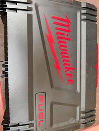 Milwaukee M18 FUEL – Trapano Avvitatore + batterie