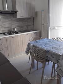 Roberto affitta appartamento nuovo al centr