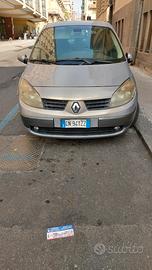 RENAULT Scénic 2ª serie - 2004