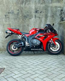CBR 1000 FIREBLADE
