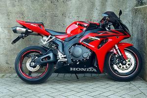 CBR 1000 FIREBLADE