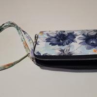 Portafoglio donna NUOVO con porta cellulare