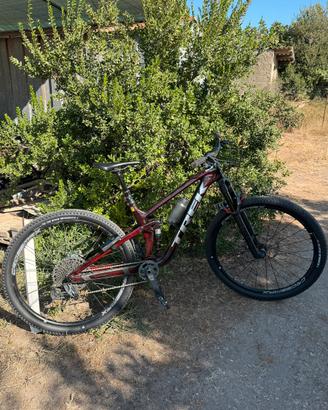 Trek top fuel 9.8 full carbon taglia M trattabile
