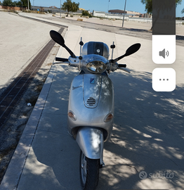 Vespa ET4 cc. 150