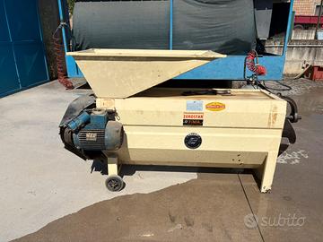 Pigiadiraspatrice uva