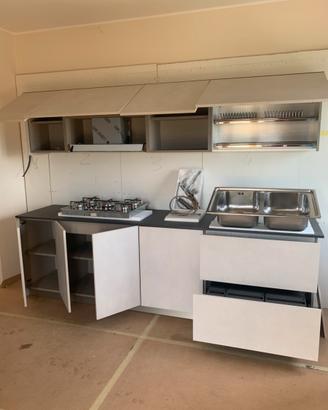 Cucina componibile nuova