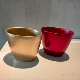 Vasi decorativi rosso e oro