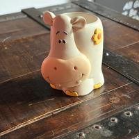 Portapenne in ceramica forma  ippopotamo